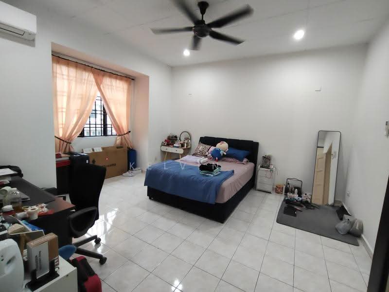 2-storey Terraced House for Rent in Bayu Damansara (Petaling Jaya) - Kelvin . - Bedroom - PropertyGuru.com.my