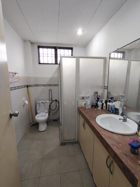 2-storey Terraced House for Rent in Bayu Damansara (Petaling Jaya) - Kelvin . - Bathroom - PropertyGuru.com.my