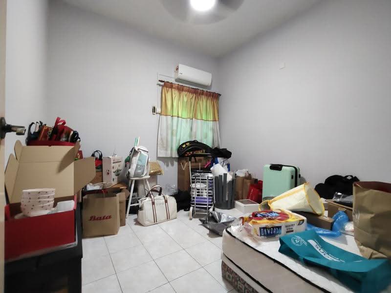 2-storey Terraced House for Rent in Bayu Damansara (Petaling Jaya) - Kelvin . - Bedroom - PropertyGuru.com.my