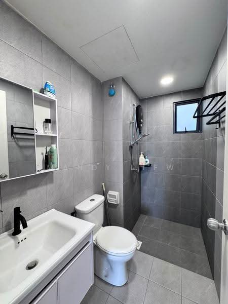 Kediaman Servis untuk Dijual di Flora Residency - Mandy Liew - Bathroom - PropertyGuru.com.my