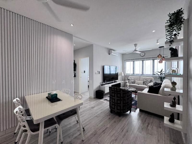 Kediaman Servis untuk Dijual di Flora Residency - Mandy Liew - Living Room - PropertyGuru.com.my