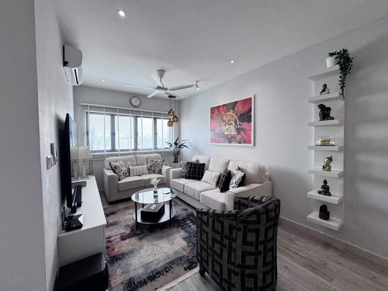 Kediaman Servis untuk Dijual di Flora Residency - Mandy Liew - Living Room - PropertyGuru.com.my