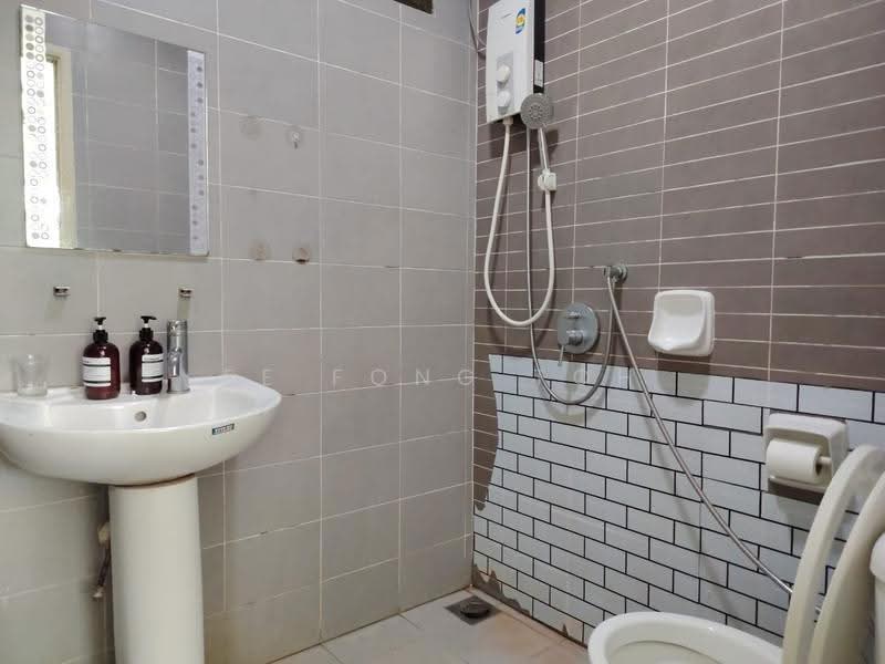 Service Residence for Sale at Palazio - Ee Fong Toh - PropertyGuru.com.my