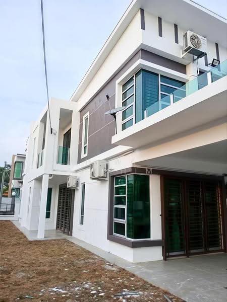 Rumah Teres untuk Dijual di Bandar Sri Sendayan (Negeri Sembilan) - Hawa Ibrahim - Exterior - PropertyGuru.com.my