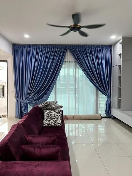 2-storey Terraced House for Sale in Elmina (Shah Alam) - KC Cheah - Living Room - PropertyGuru.com.my