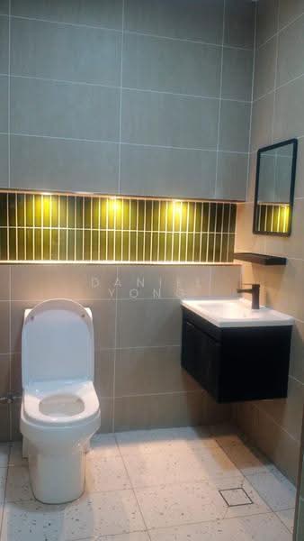 1-storey Terraced House for Sale in Muar (Johor) - Daniel Yong - Bathroom - PropertyGuru.com.my