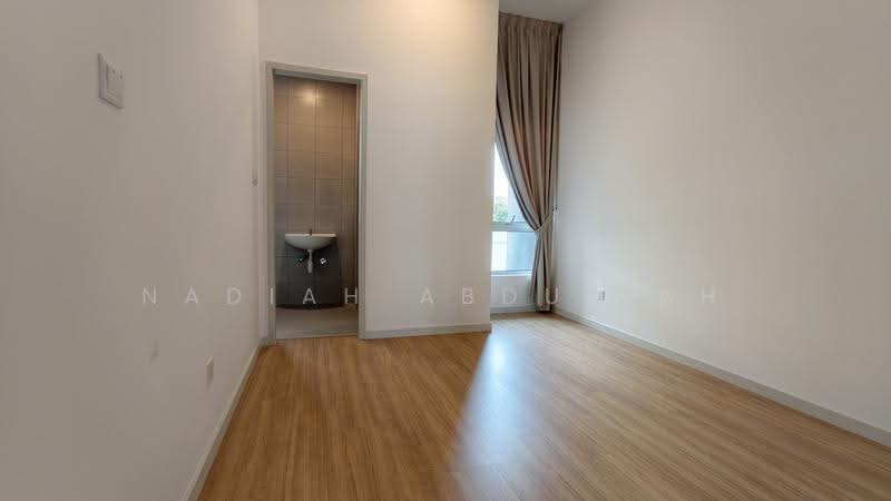 2-storey Terraced House for Sale in Puncak Bestari 2 (Puncak Alam) - Nadiah Abdullah - PropertyGuru.com.my