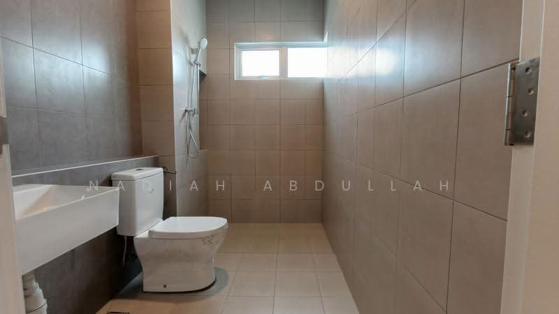 2-storey Terraced House for Sale in Puncak Bestari 2 (Puncak Alam) - Nadiah Abdullah - Bathroom - PropertyGuru.com.my