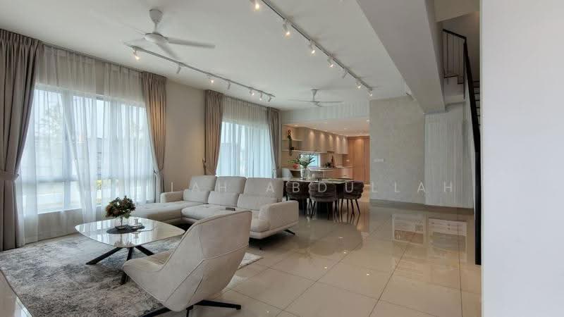 2-storey Terraced House for Sale in Puncak Bestari 2 (Puncak Alam) - Nadiah Abdullah - Living Room - PropertyGuru.com.my