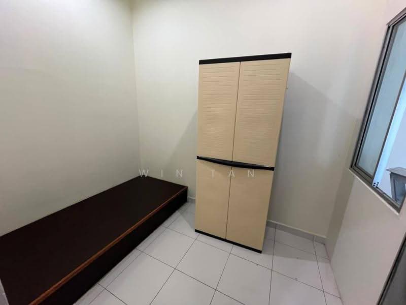 Service Residence for Rent at THE SENAI GARDEN (PANGSAPURI IMPIAN SENAI) - Win Tan - Bedroom - PropertyGuru.com.my