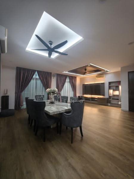 Kediaman Servis untuk Dijual di Setia Tri-angle - Ang Lee Theng - Dining Room - PropertyGuru.com.my