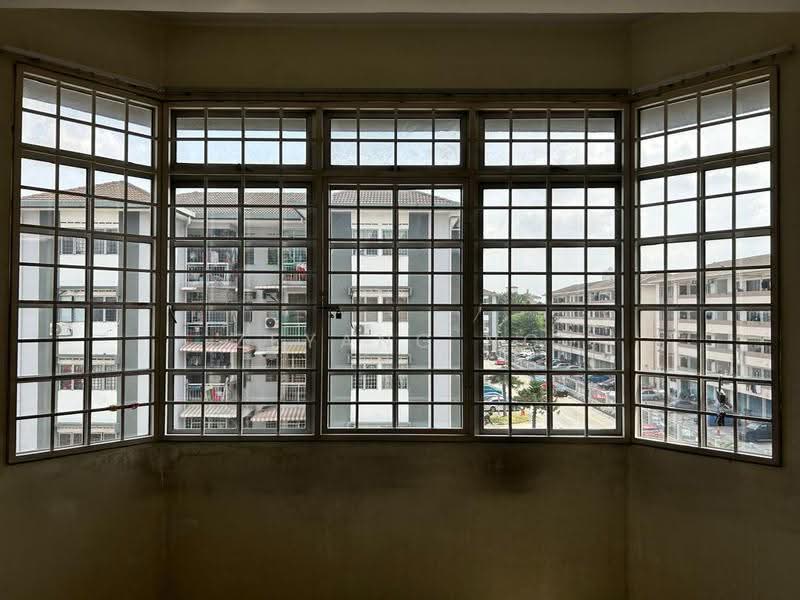 Pangsapuri untuk Dijual di Subang Perdana Goodyear Court 6 - Zeyang Ng - View - PropertyGuru.com.my