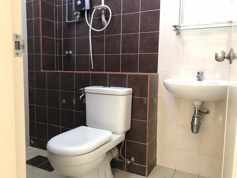 2-storey Terraced House for Rent in Setia Indah 12 (Setia Alam) - Aervint Lee - Bathroom - PropertyGuru.com.my