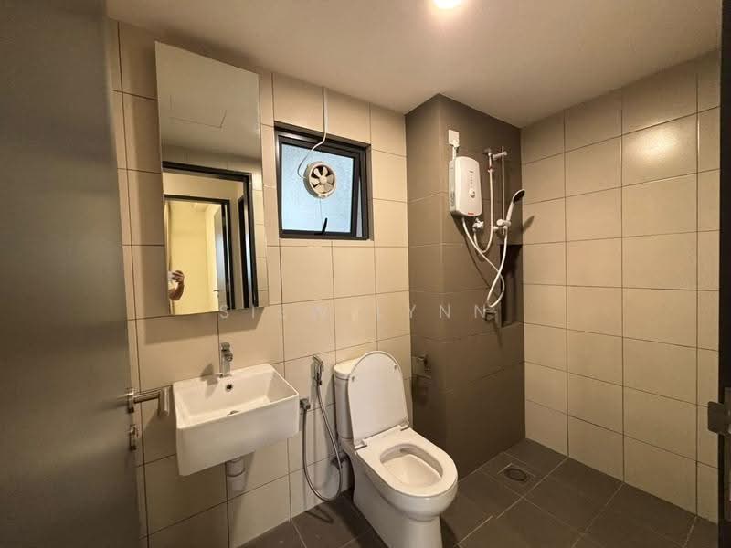 Service Residence for Rent at D'Quince Residences - Siew Lynn - Bathroom - PropertyGuru.com.my