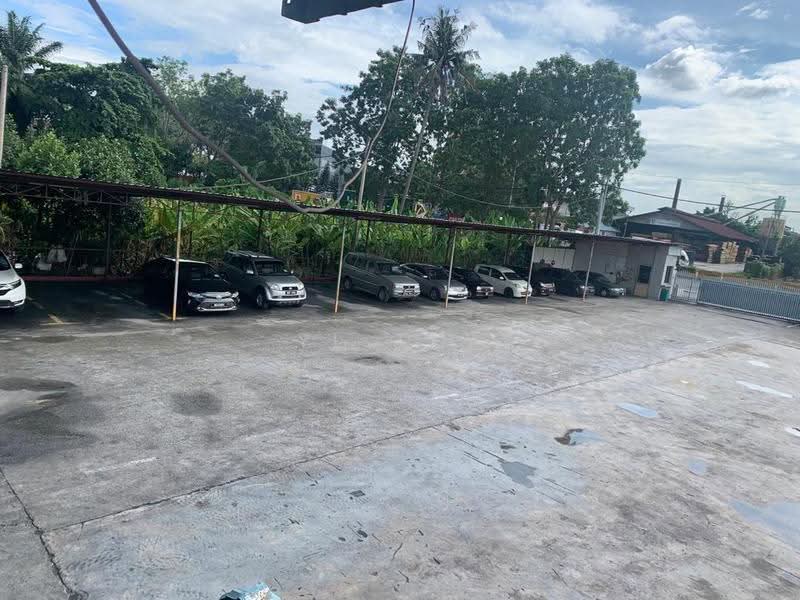 Detached Factory for Rent in Kapar Industrial Park (Kapar) - YL Tey - Car Park - PropertyGuru.com.my