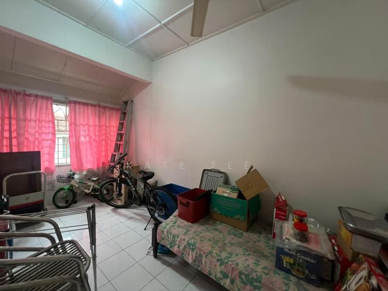 1-storey Terraced House for Sale in Taman Perling (Perling) - Kate Tee - Interior - PropertyGuru.com.my