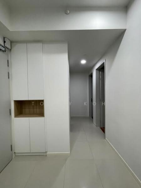 Service Residence for Rent at Edelweiss @ Tropicana Gardens - Tommy Koh - Corridor - PropertyGuru.com.my