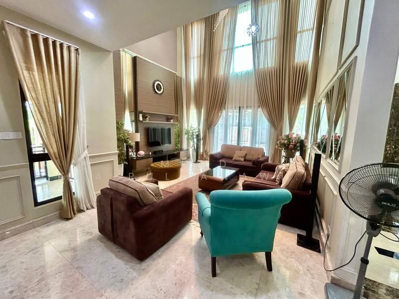 Bungalow House for Sale in Taman Melawati (Ulu Kelang) - Muhd Khairulnawawi Kamaruddin - Living Room - PropertyGuru.com.my