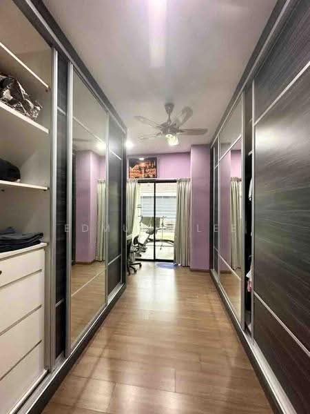 3-storey Terraced House for Sale in Lake Fields (Sungai Besi) - Edmund Lee - Corridor - PropertyGuru.com.my