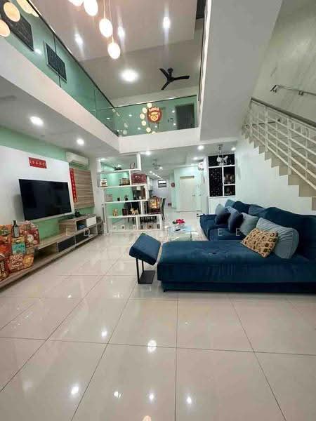 3-storey Terraced House for Sale in Lake Fields (Sungai Besi) - Edmund Lee - Living Room - PropertyGuru.com.my