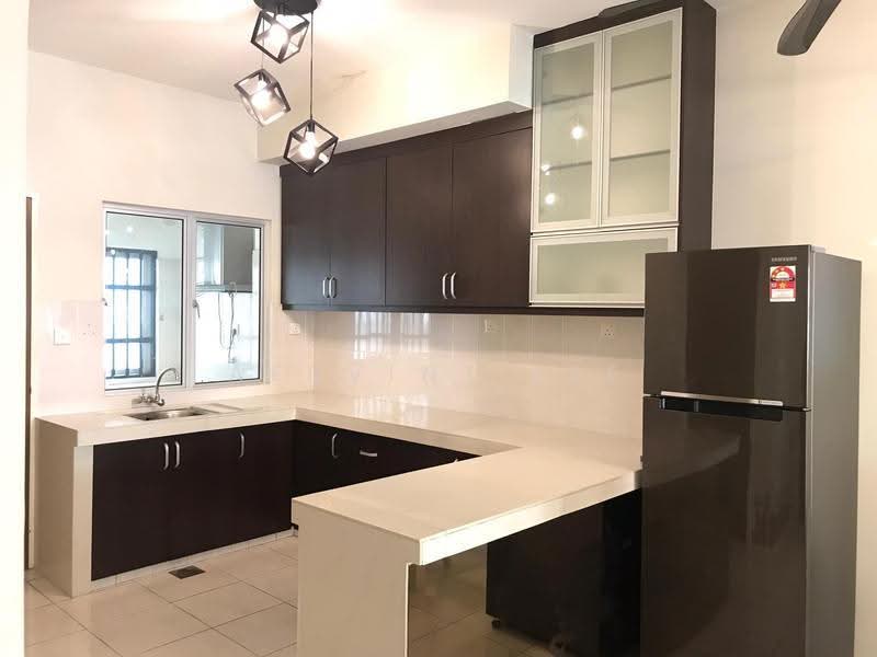 2-storey Terraced House for Rent in Setia Indah (Setia Alam) - Aervint Lee - Kitchen - PropertyGuru.com.my