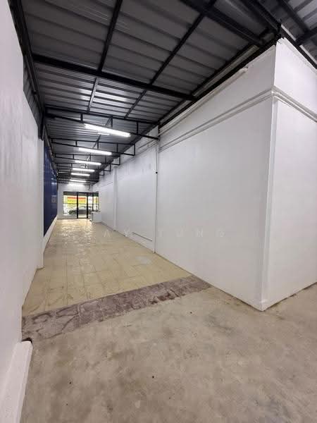 Commercial Bungalow for Rent in Taman Sri Tebrau (Johor Bahru) - Ray Tung - Corridor - PropertyGuru.com.my