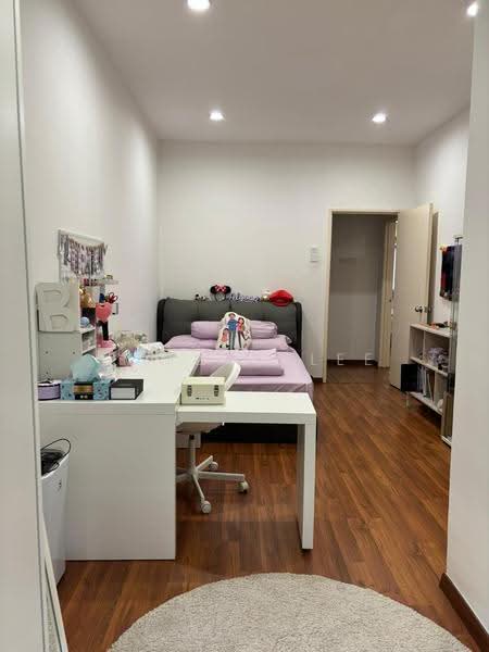 3-storey Terraced House for Sale in Lake Fields (Sungai Besi) - Edmund Lee - Bedroom - PropertyGuru.com.my