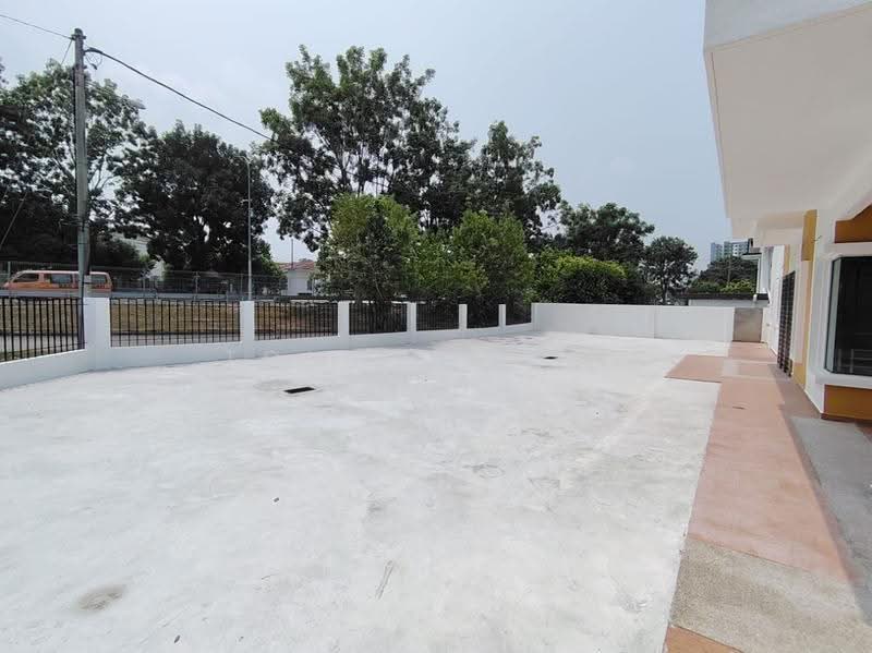 2-storey Terraced House for Sale in Hill Park (Semenyih) - Tommy Wong Phang - Exterior - PropertyGuru.com.my