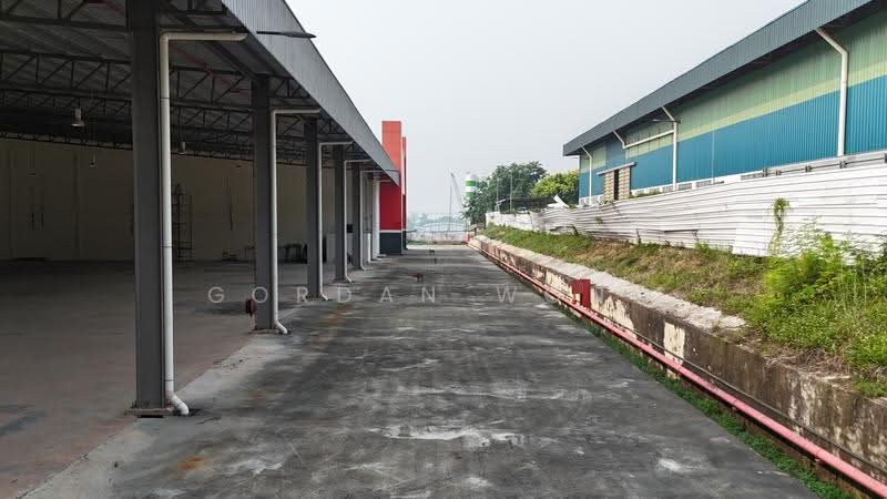 Kilang untuk Dijual di Kawasan Perindustrian Beranang (Beranang) - Gordan Wong - Exterior - PropertyGuru.com.my
