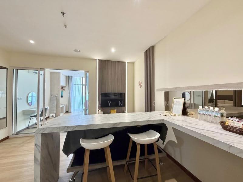Kediaman Servis untuk Dijual di The Shore - Jacklyn Wong - Kitchen - PropertyGuru.com.my