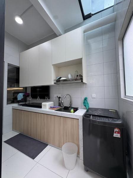 Terraced House for Sale in Tamansari (Rawang) - Daniel Yap - Kitchen - PropertyGuru.com.my