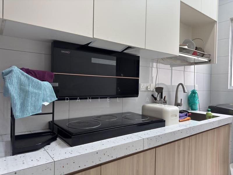 Terraced House for Sale in Tamansari (Rawang) - Daniel Yap - Kitchen - PropertyGuru.com.my
