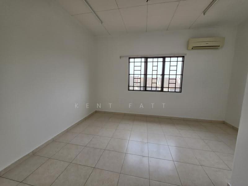 2.5-storey Terraced House for Sale in Bandar Mahkota Cheras (Cheras) - Kent Fatt - Interior - PropertyGuru.com.my