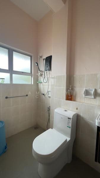 Pangsapuri untuk Dijual di Vista Indah Putra - Amenny Chua - Bathroom - PropertyGuru.com.my