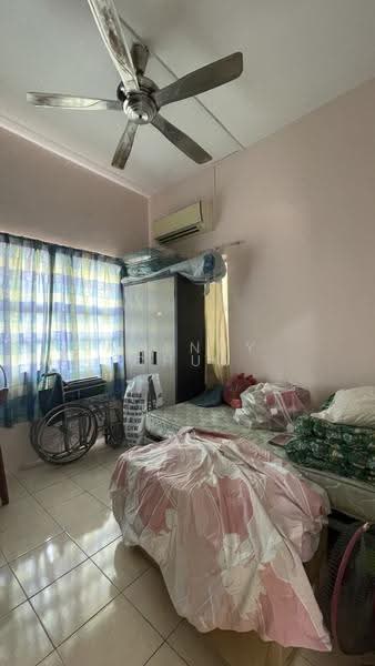 Pangsapuri untuk Dijual di Vista Indah Putra - Amenny Chua - Bedroom - PropertyGuru.com.my