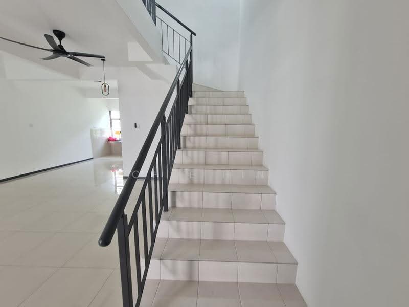 2-storey Terraced House for Rent in Bandar Puncak Alam (Puncak Alam) - Chee Hin - Interior - PropertyGuru.com.my