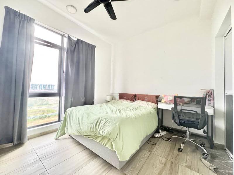 Service Residence for Sale at Kenwingston Square Garden - Ahmad Farhi - Bedroom - PropertyGuru.com.my