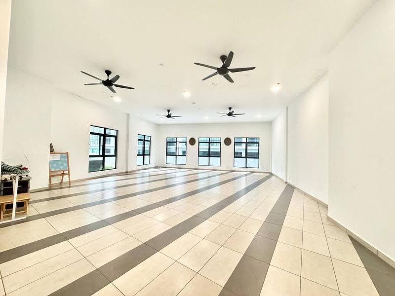 Service Residence for Sale at Kenwingston Square Garden - Ahmad Farhi - Interior - PropertyGuru.com.my