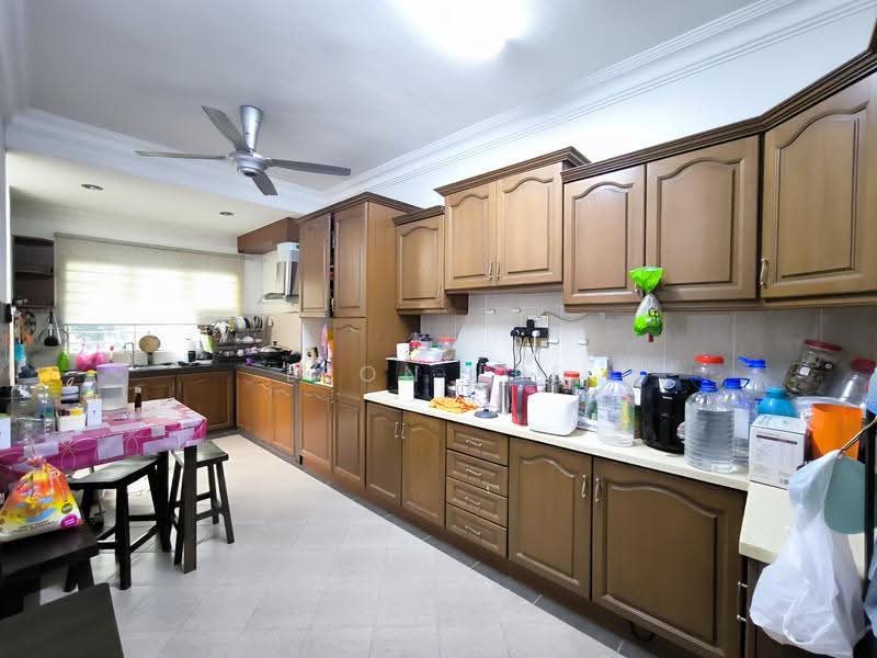 2-storey Terraced House for Sale in Bandar Kinrara Seksyen 5 (Bandar Kinrara) - Leon Lee - Kitchen - PropertyGuru.com.my