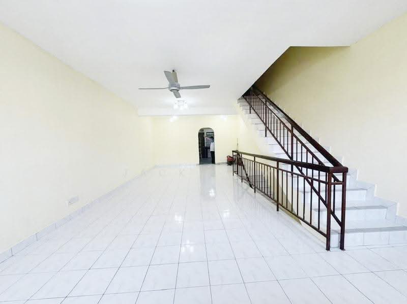 2-storey Terraced House for Sale in Selayang (Selangor) - Jack Liew - Living Room - PropertyGuru.com.my