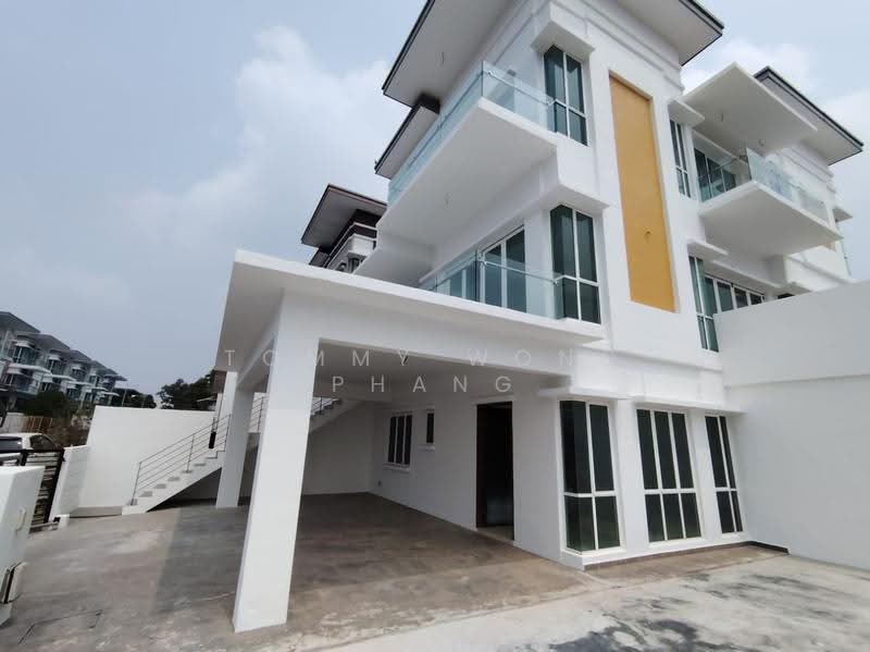 Rumah Banglo untuk Dijual di Kajang (Selangor) - Tommy Wong Phang - Exterior - PropertyGuru.com.my