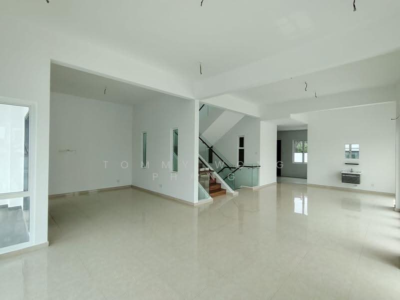 Rumah Banglo untuk Dijual di Kajang (Selangor) - Tommy Wong Phang - Living Room - PropertyGuru.com.my