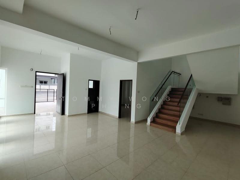 Rumah Banglo untuk Dijual di Kajang (Selangor) - Tommy Wong Phang - Living Room - PropertyGuru.com.my