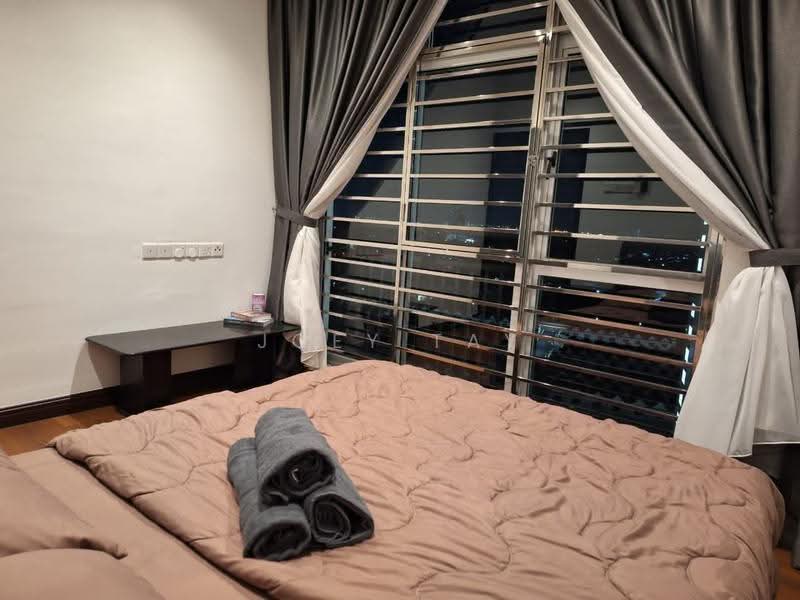 Pangsapuri untuk Disewa di Midas @ Seri Alam - Joey Tay - Bedroom - PropertyGuru.com.my