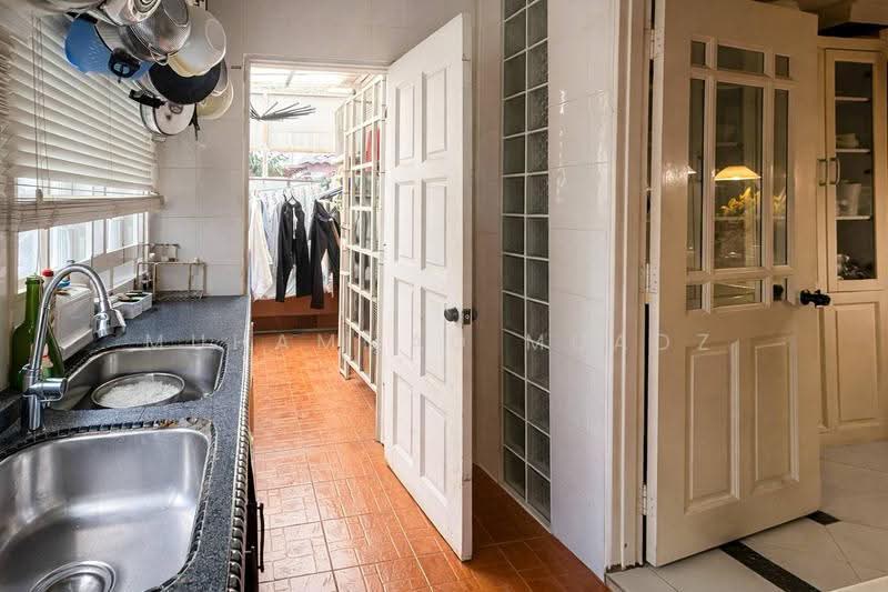 2-storey Terraced House for Sale in Subang Jaya (Selangor) - Muhammad Muadz - Kitchen - PropertyGuru.com.my