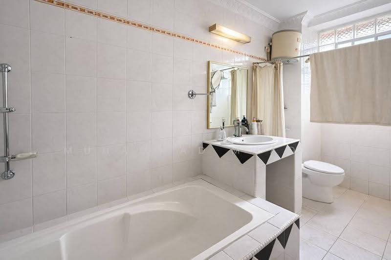 2-storey Terraced House for Sale in Subang Jaya (Selangor) - Muhammad Muadz - Bathroom - PropertyGuru.com.my