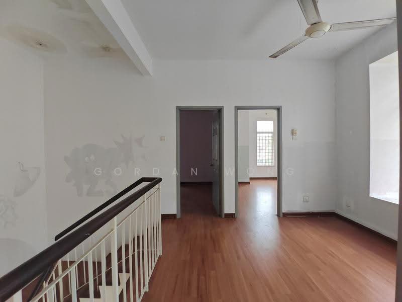 Rumah Berkembar untuk Dijual di Semenyih (Selangor) - Gordan Wong - PropertyGuru.com.my