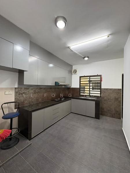 2.5-storey Terraced House for Sale in Taman Setia Indah (Tebrau) - Ee Fong Toh - Kitchen - PropertyGuru.com.my