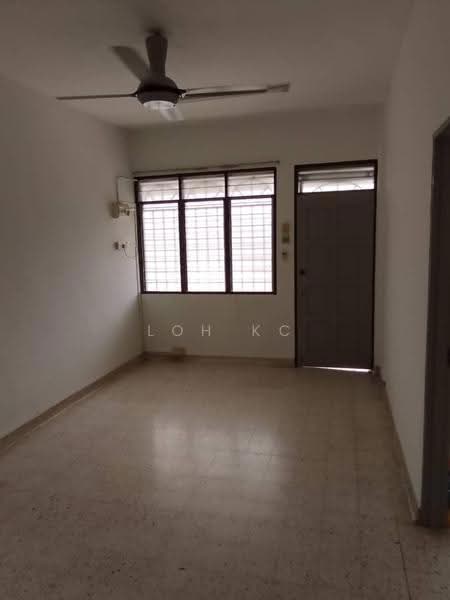 Flat for Rent at Taman Cheras Permai - Loh KC - Living Room - PropertyGuru.com.my