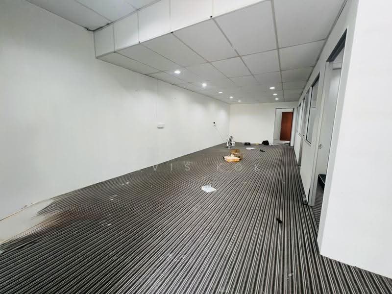 Shop for Rent in Bandar Putra Permai (Seri Kembangan) - Elvis Kok - Interior - PropertyGuru.com.my